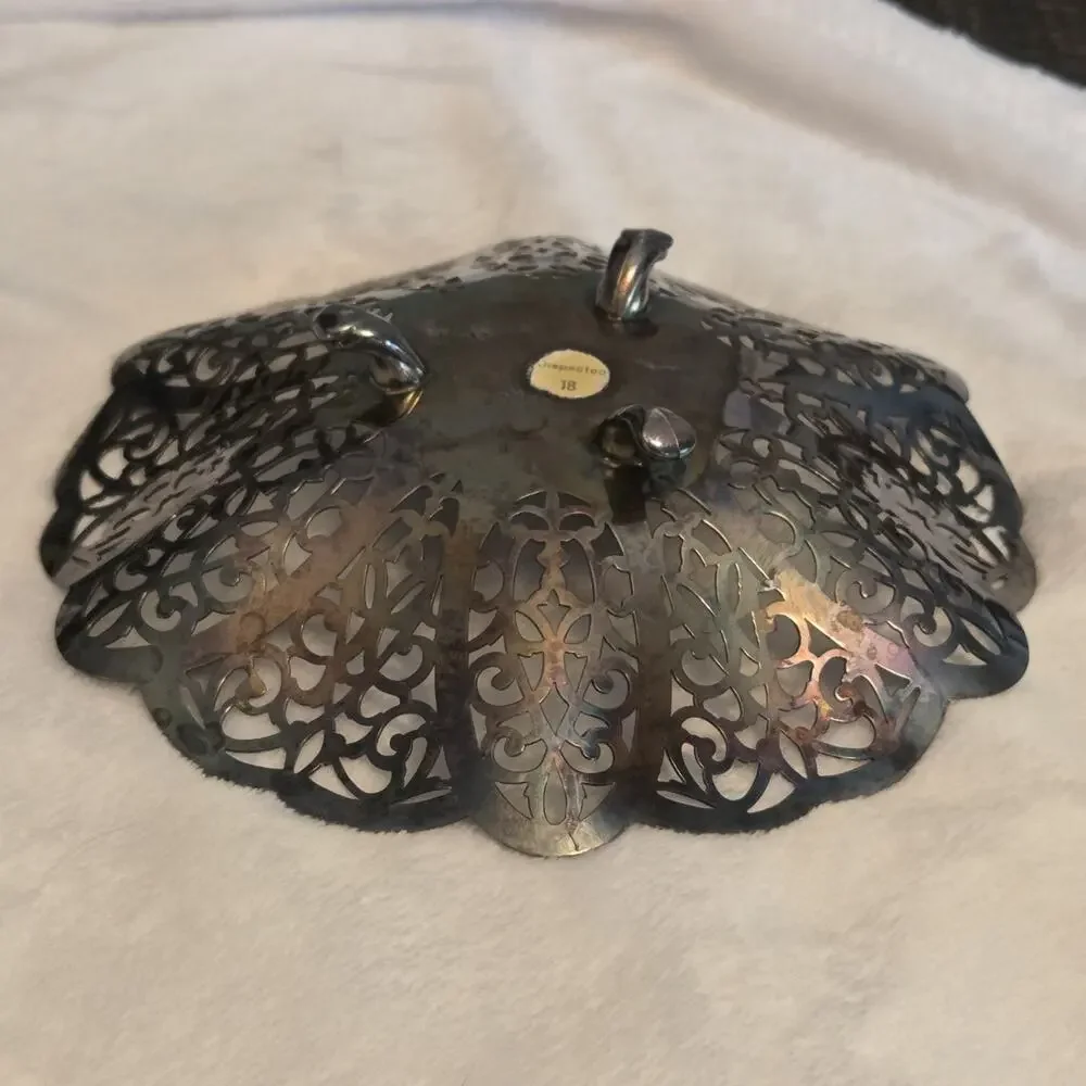 International Silver Co. silverplate lovelace footed candy bowl or trinket dish